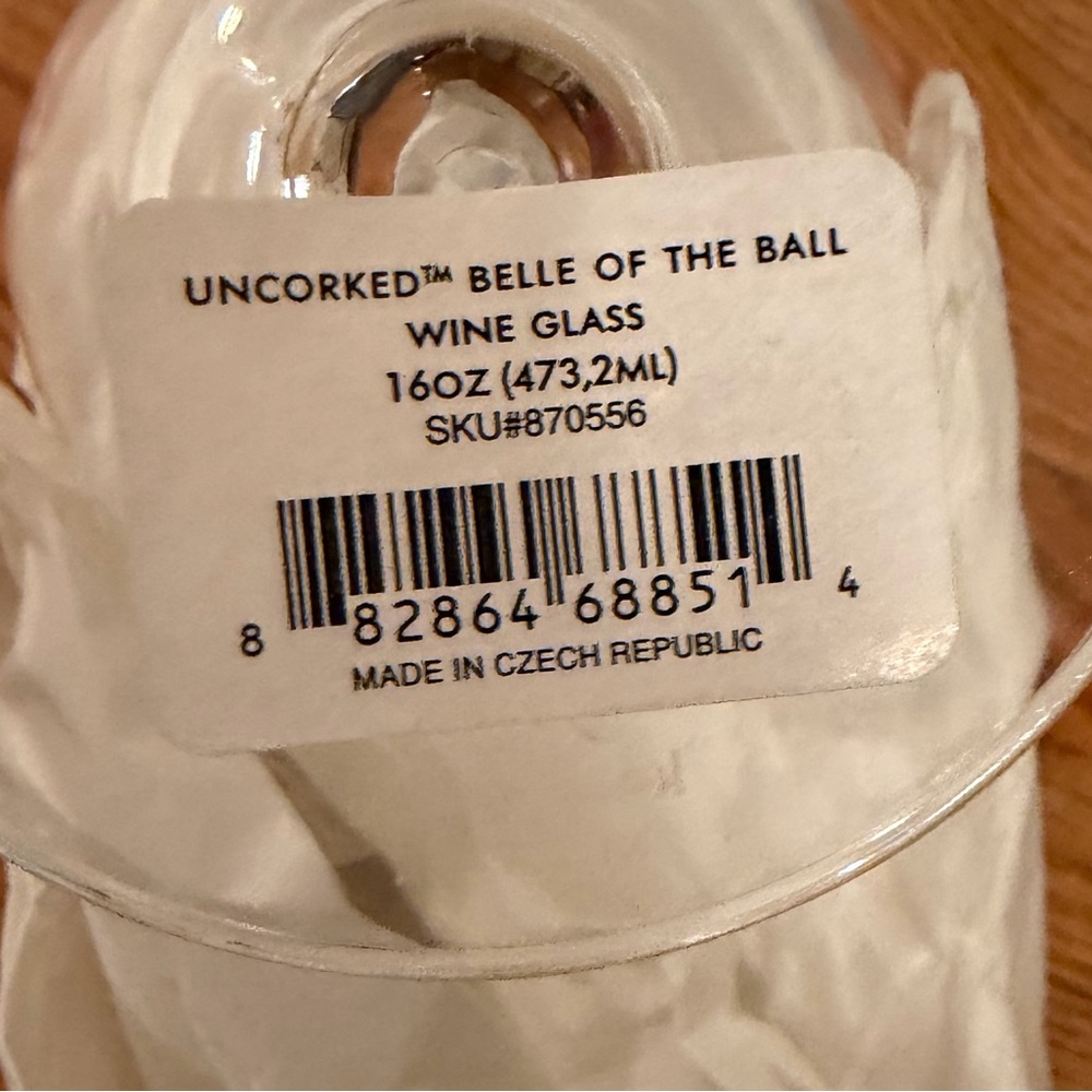 NWT Kate Spade “Belle of the Ball” Wine Glass - Picture 6 of 8